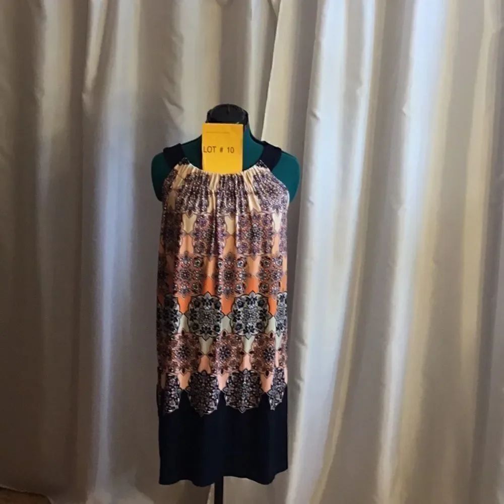 Sleevelessโsunโdressโbyย ENFOCUSโinโsizeโ14